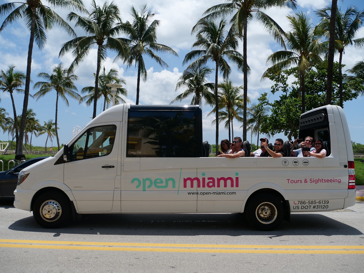 Open Miami Bus Touring in Miami Beach!